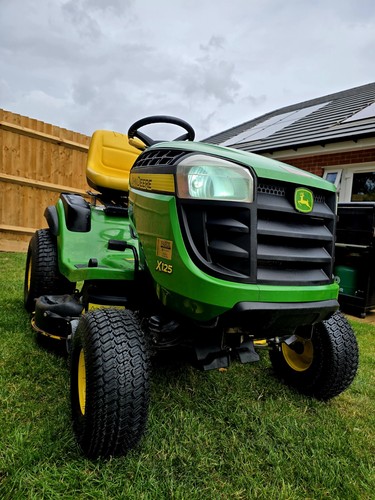 Johne deere x125 - deere, mower